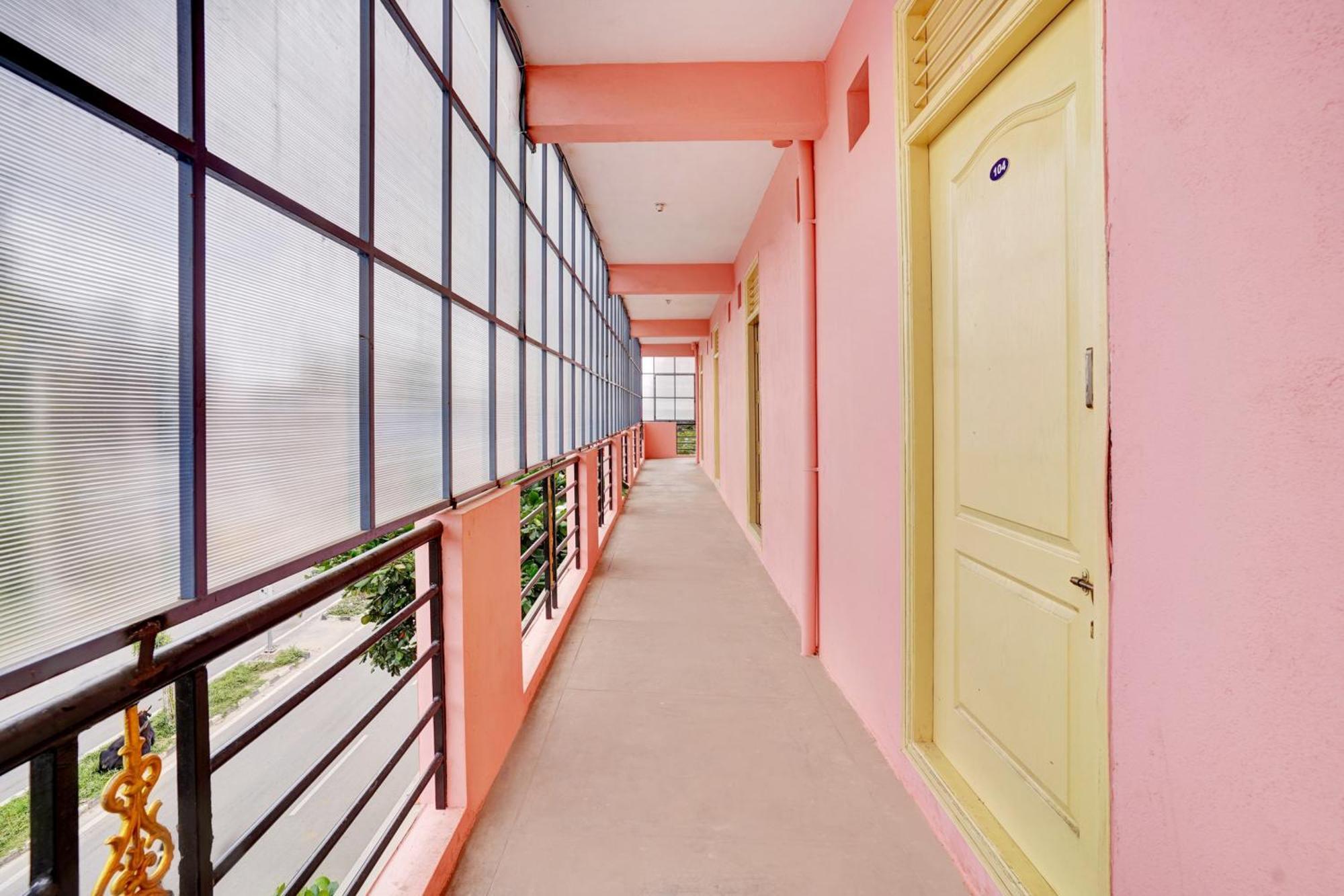 Hotel O Sv Lodge Bengaluru Kültér fotó